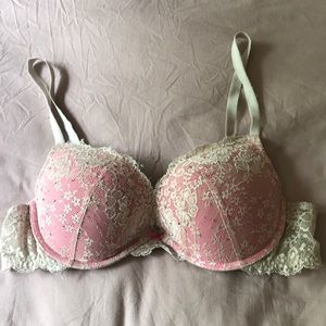 Victoria’s Secret Dream Angels Push-up Bra